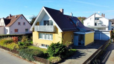 Großzügiges Einfamilienhaus für Selbstgestalter in zentraler Lage in
Bad Buchau!