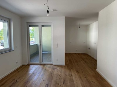 Barrierefreie Wohnung mit Eichenparkett und großem Badezimmer