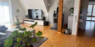 Attraktive 4-Zimmer-DG-Wohnung mit Balkon und Einbauküche in Straßberg