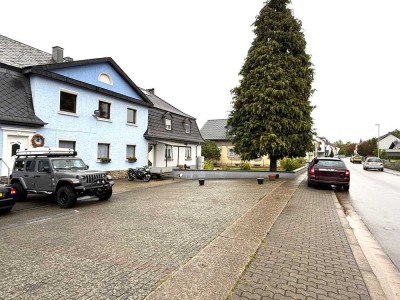 Wohnung mit Garten und 2 Stellplätzen in Grenznähe