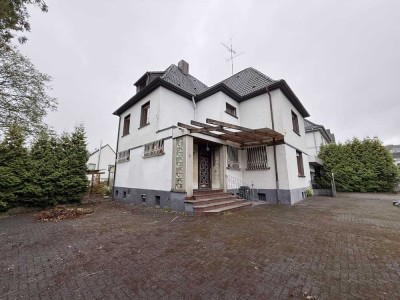 Geräumiges Einfamilienhaus mit 8 Zimmern in Bochum-Grumme