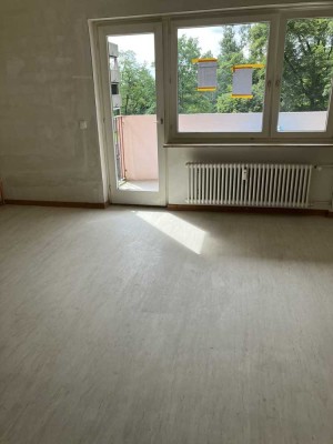 1 Zimmerwohnung mit Balkon