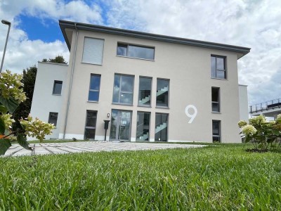 ***Mainblick inklusive – Stilvolle Wohnung in bester Lage***