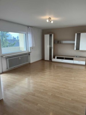 Schöne 3-Zimmer Wohnung mit Balkon in Weiterstadt