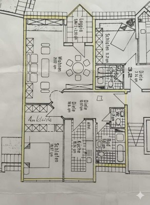 Helle 2-Zimmer-DG-Wohnung mit modernem Bad, EBK und Loggia
