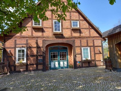 Familientraum im aufwändig sanierten Fachwerkhaus!