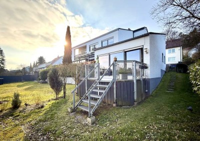 Reserviert - Exklusives Wohnen in Traumlage: 1,5-Zimmer-Maisonettewohnung mit Panoramablick!