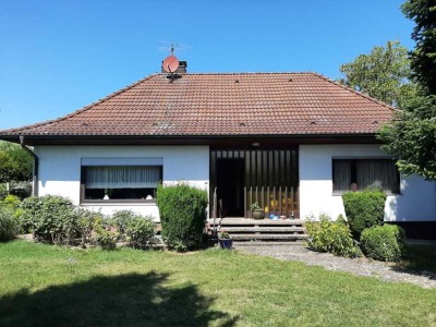 Hier wohnen Sie naturnah und ruhig 
Gepflegter Bungalow in idyllischer Lage ...