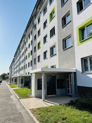 Sonnige 3-RW mit Südbalkon in schöner Lage nahe der Müglitz!