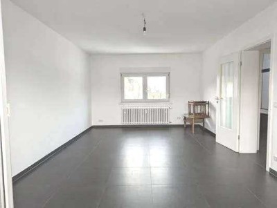 MOSBACH -Geräumige 3 ZKB Wohnung mit Balkon