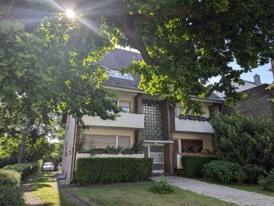 Zentrumsnahe gepflegte 2-Raum-Wohnung mit Balkon in Brühl
