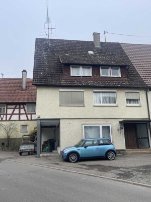 Modernisiertes 5-Zimmer-Haus mit Einbauküche in Calw