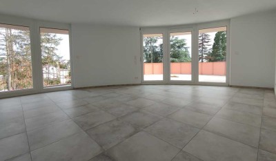 Schöne 2-Zimmer-Penthouse-Wohnung mit freiem Blick in Sachsenheim