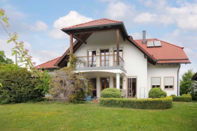 Sehr geräumiges Einfamilienhaus in Ergoldsbach