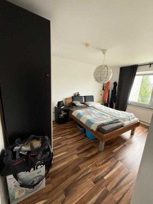 Helle 2-Zimmer-Wohnung mit Balkon im 2. OG in Velbert