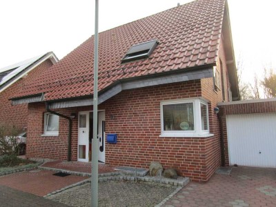 Einfamilien-/Mehrgenerationen-Haus mit Platz für alle und alles!