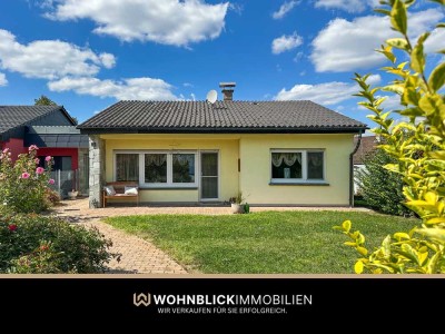 *Wohntraum mit zwei Wohneinheiten, Terrassen und herrlich angelegtem Garten*