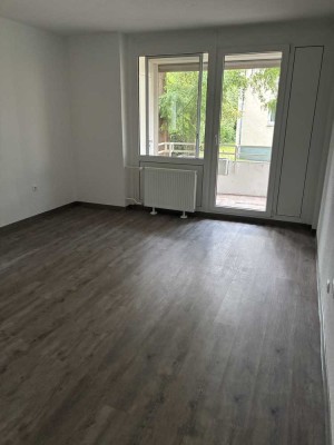 Tolle renovierte Stadtwohnung! Hier moderniesieren wir für Sie