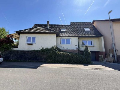 Kernsaniertes Einfamilienhaus in toller Lage