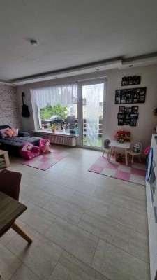 Schöne zwei Zimmer Wohnung mit Balkon im Herzen von Hattingen