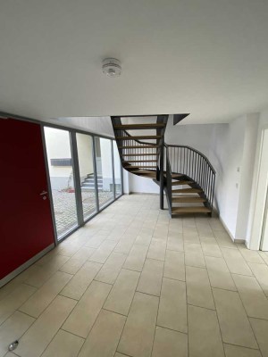 attraktive 4-Zimmer Wohnung im Herzen von Flörsheim