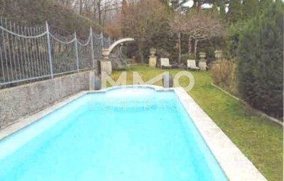 Genießen Sie Ihre Ruhe am Rande des Wienerwalds: Großzügige Villa mit zauberhaftem Garten und Pool