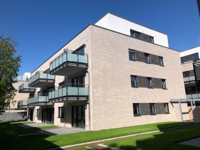 MITTEN IM ZENTRUM; MITTEN IM LEBEN!