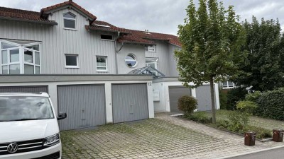 Stilvolle 4-Zimmer-DG-Wohnung mit Balkon und Einbauküche in Aalen