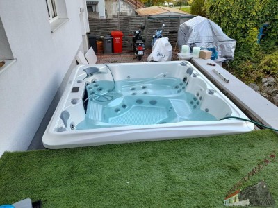 Sehr gut gelegenes Einfamilien bzw. Mehrfamilienhaus direkt am Ufer der Fischa in Fischamend - sanierungsbedürftig !!!!!