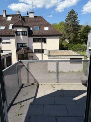 Schöne, ruhige Wohnung mit Balkon nähe Waldrand