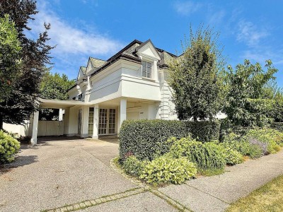 EXQUISIT wohnen in der Fontana – mit 2. Wohneinheit - 5 Zimmer - ca. 275m² WNFL - Schwimmteich - LIFT - Vollklimatisiert - GARTEN - Terrasse - Garage