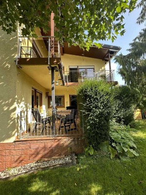 Gemütliches 2 FH-Wohlfühlhaus mit Garten und Terrasse - Nähe Elz - Nähe Limburg