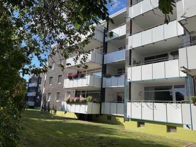 Schöne 3 Zimmerwohnung im Hochparterre mit Loggia im beliebten Braunschweiger Stadtteil Watenbüttel!