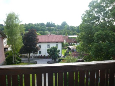 3-Zimmer-Dachgeschosswohnung mit Balkon - vorzugsweise für WG;
