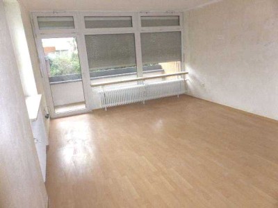 Hanau-Klein-Auheim, helle 3-ZW, EG, Balkon, Garage (optional)