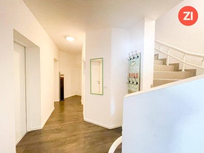 Wunderbare Familienoase mit Gebirgsblick,und kleiner &amp; feiner Gartenanlage &amp; Pool!
