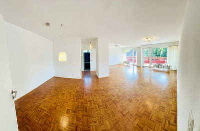 Attraktive 2-1/2 (optional 3) Zimmer-Wohnung in zentraler Lage von Essen-Borbeck zu vermieten!