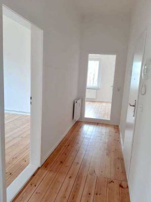Großzügige 3 Zimmerwohnung direkt am Kanal