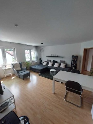 4-Zimmer-Wohnung mit Balkon und Stellplatz in ruhiger Lage von Großenritte