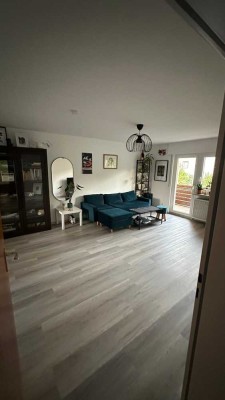 Freundliche, helle Wohnung in Heilbronn mit Balkon und Garten