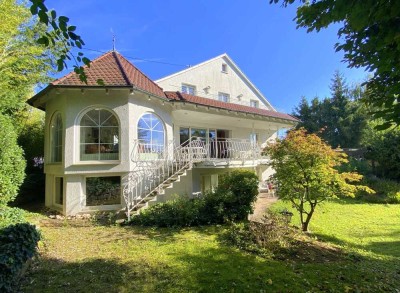 *** Rapunzel sucht Prinzen *** reizendes 2-Familienhaus mit Einliegerwohnung und traumhaftem Garten