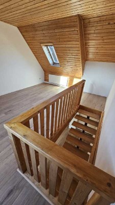 Modernisierte 2-Zimmer-Maisonette mit Balkon – Ihr neues Zuhause auf zwei Etagen