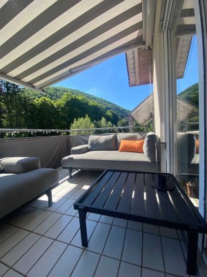 Traumhafte 3 1/2 Zimmer-Eigentumswohnung incl. TG- Stellplatz und moderner Einbauküche
