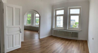 Attraktive 3-Zimmer-Wohnung mit neuer Einbauküche - Erstbezug nach Renovierung