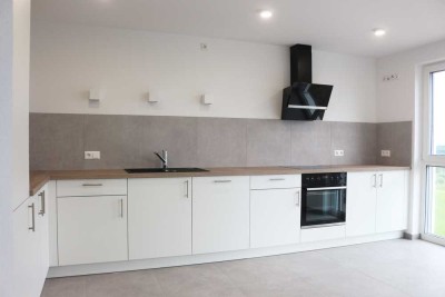 Hochwertige und barrierefreie 4-Zimmerwohnung mit Balkon und EBK