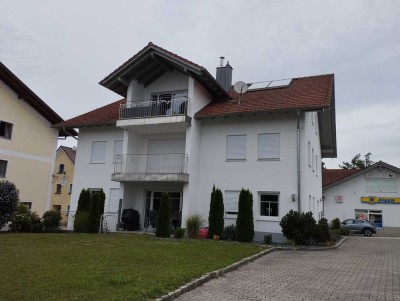 Helle 3-Zimmer Wohnung mit Balkon in Thyrnau