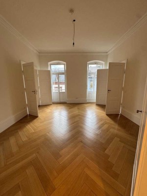 Frisch sanierte 6-Zimmer-Altbau-Wohnung im Herzen Heidelbergs in einem historischen Kulturdenkmal