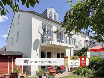 Wohntraum in Siedlungsendlage | 451 m² Grundstück | Südbalkon + 2 Terrassen | Nahwärme | Dachstudio