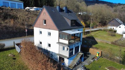 Ein-/Zweifamilienhaus mit Renovierungspotenzial in Kirchhundem - Albaum