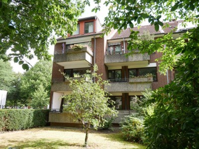Sehr helle, renovierte Maisonette 3 Zi.- Whg, Endetage, ruhig und im Grünen